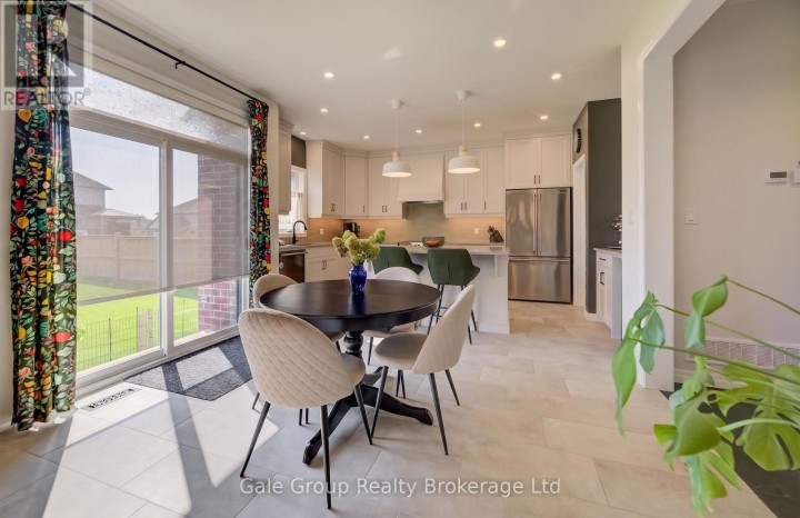 Photo 13 at 107 Graydon Drive, Mount Elgin, South-West Oxford