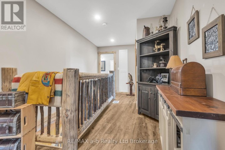Photo 21 at 18 E Queen Street, Beachville, Ingersoll