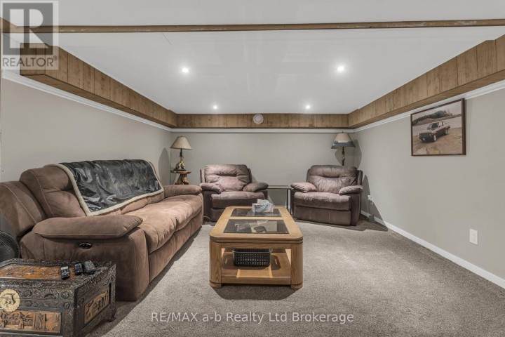 Photo 28 at 18 E Queen Street, Beachville, Ingersoll