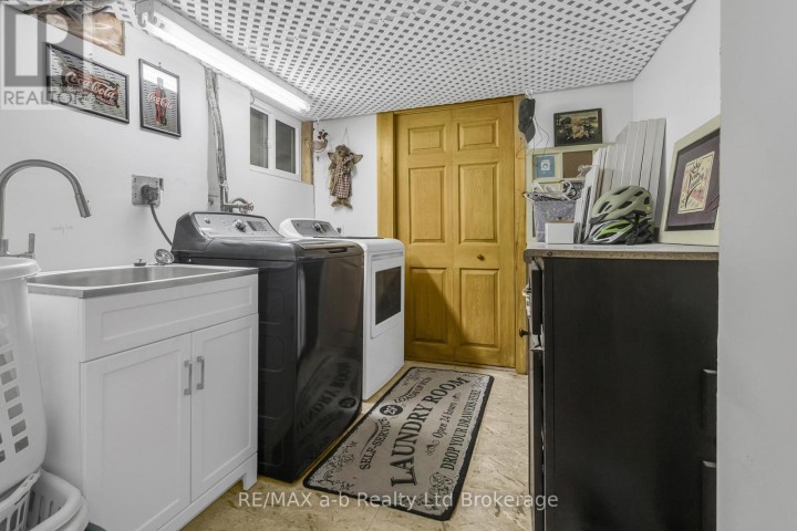 Photo 30 at 18 E Queen Street, Beachville, Ingersoll