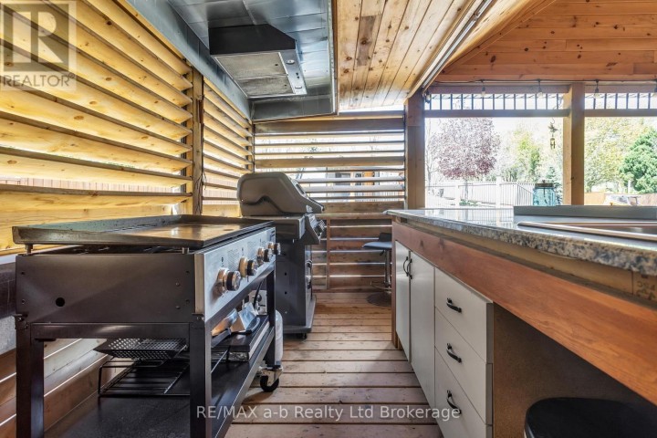 Photo 32 at 18 E Queen Street, Beachville, Ingersoll