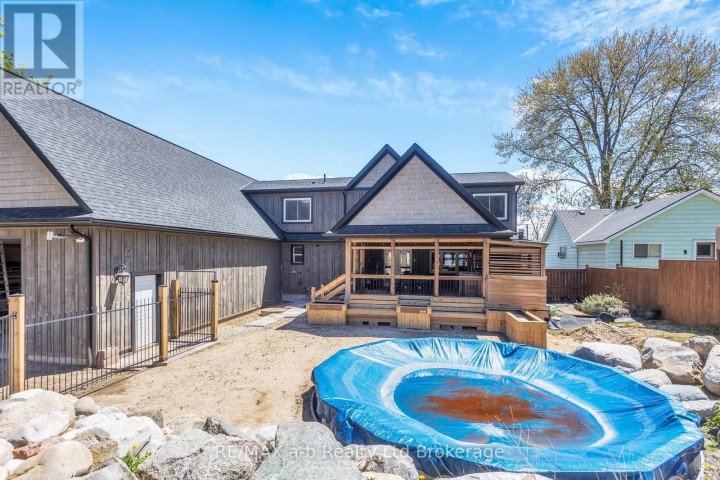 Photo 37 at 18 E Queen Street, Beachville, Ingersoll
