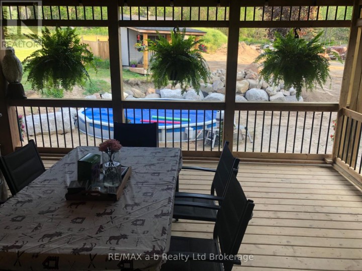 Photo 39 at 18 E Queen Street, Beachville, Ingersoll