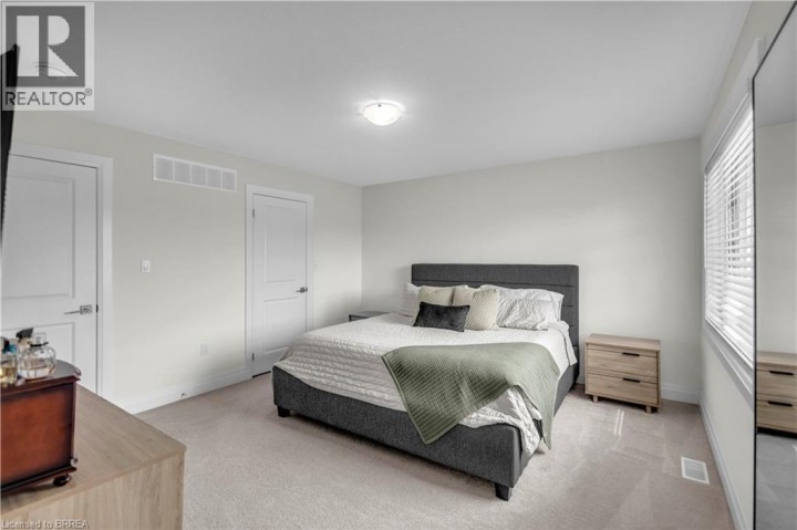 Photo 17 at 536 Grey Street, Echo Place, Brantford