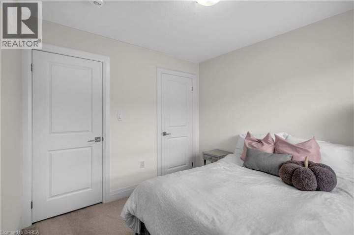 Photo 21 at 536 Grey Street, Echo Place, Brantford