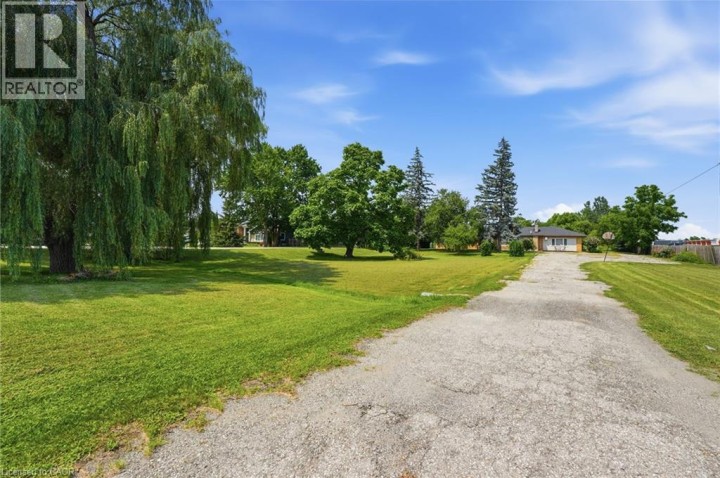 Photo 11 at 1432 E Colborne Street, Se Rural, Brantford