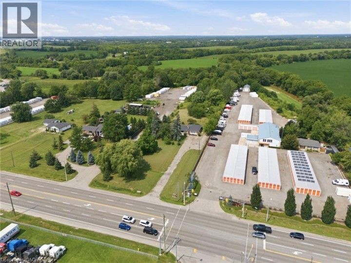 Photo 9 at 1432 E Colborne Street, Se Rural, Brantford