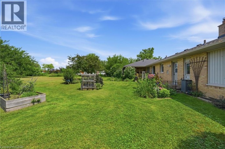 Photo 31 at 1432 E Colborne Street, Se Rural, Brantford