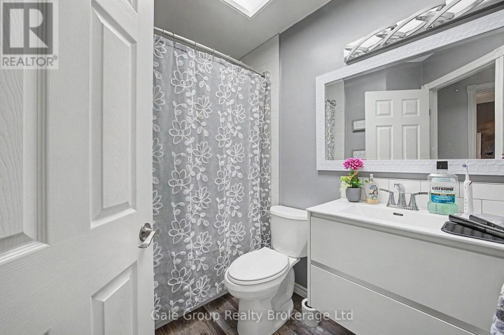 Photo 17 at 667 N Springbank Avenue, Woodstock - North, Woodstock