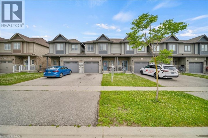 Photo 2 at 1450 Caen Avenue, Woodstock - North, Woodstock