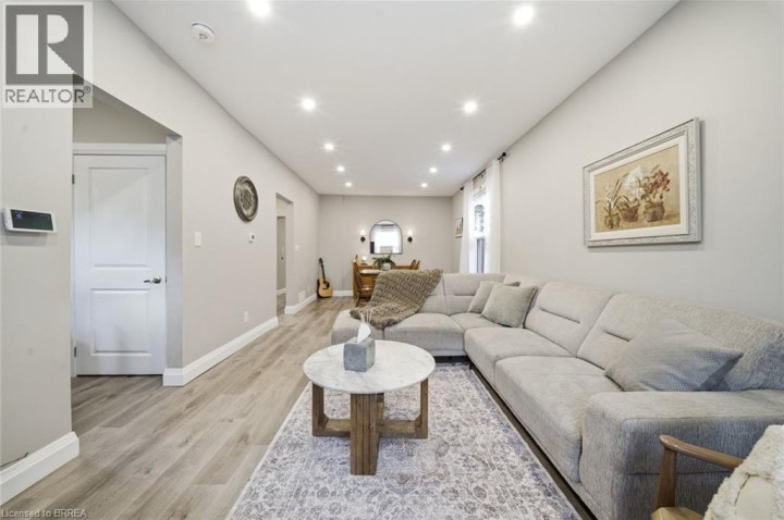 Photo 10 at 14 Allenby Avenue, Eagle Place East, Brantford