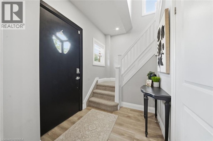 Photo 12 at 14 Allenby Avenue, Eagle Place East, Brantford