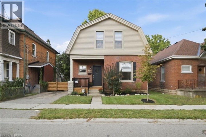 Photo 2 at 14 Allenby Avenue, Eagle Place East, Brantford