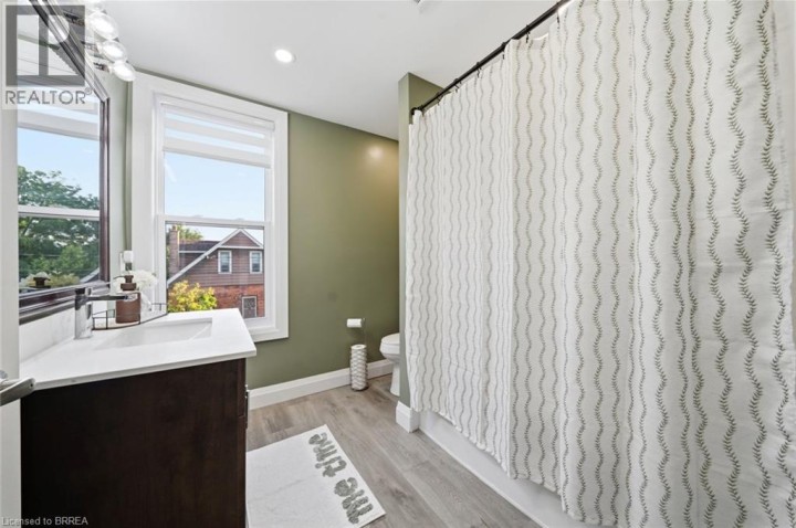 Photo 21 at 14 Allenby Avenue, Eagle Place East, Brantford