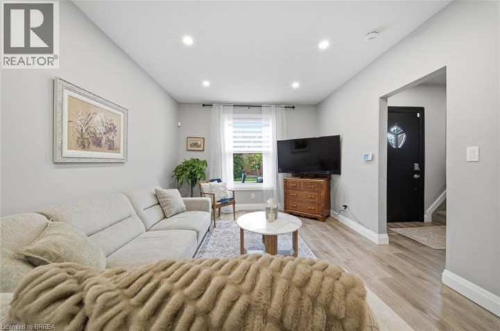 Photo 6 at 14 Allenby Avenue, Eagle Place East, Brantford