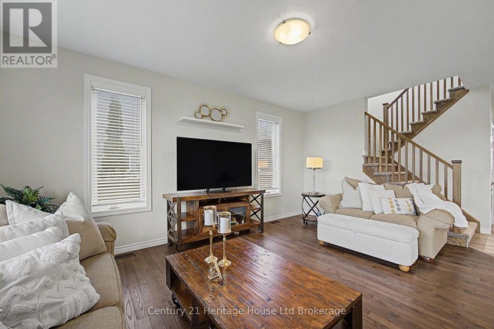 Photo 9 at 91 Boyd Boulevard, Ingersoll (Thamesford), Ingersoll