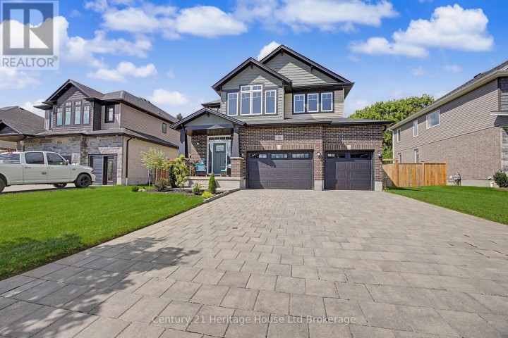 Photo 1 at 18 Darlison Drive, Ingersoll (Thamesford), Ingersoll