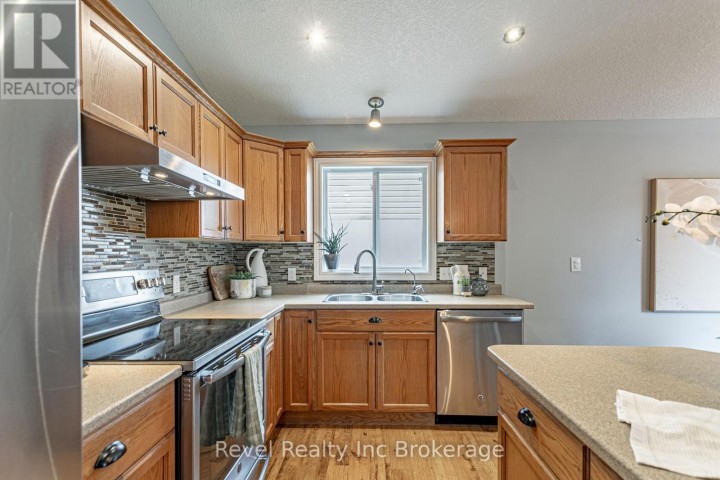 Photo 15 at 53 Kerr Crescent, Ingersoll - North, Ingersoll