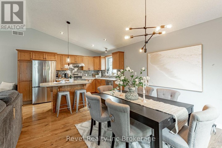 Photo 18 at 53 Kerr Crescent, Ingersoll - North, Ingersoll