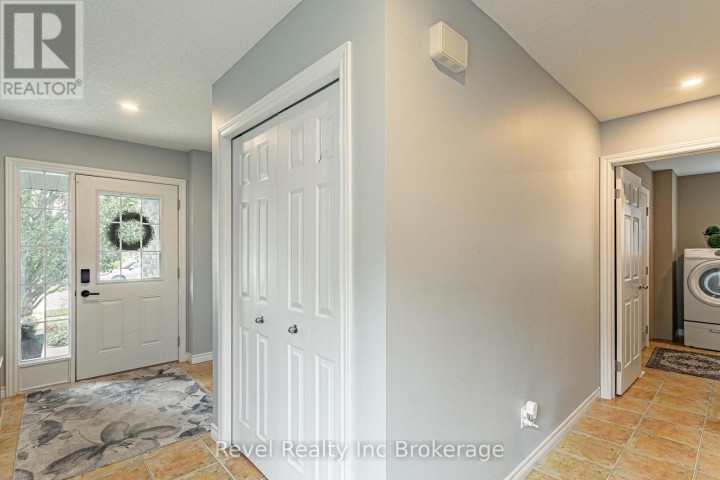 Photo 5 at 53 Kerr Crescent, Ingersoll - North, Ingersoll