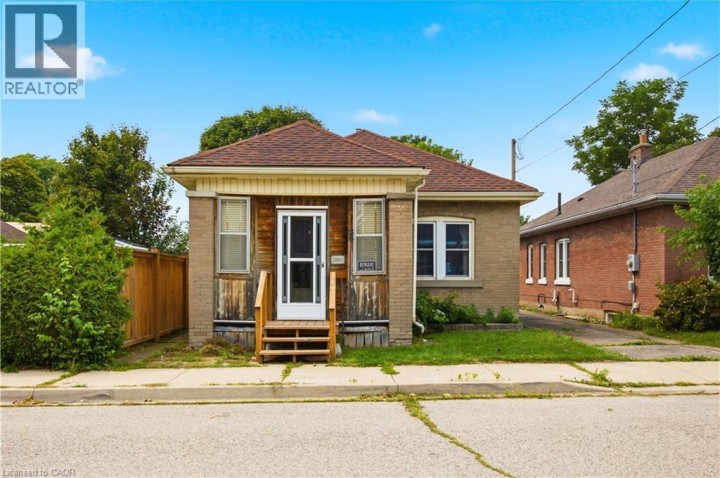 Photo 1 at 26 Maitland Street, East Ward, Brantford