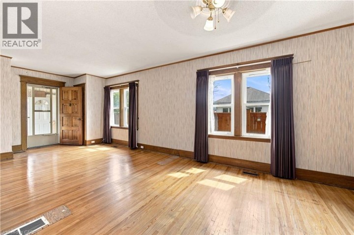 Photo 10 at 26 Maitland Street, East Ward, Brantford
