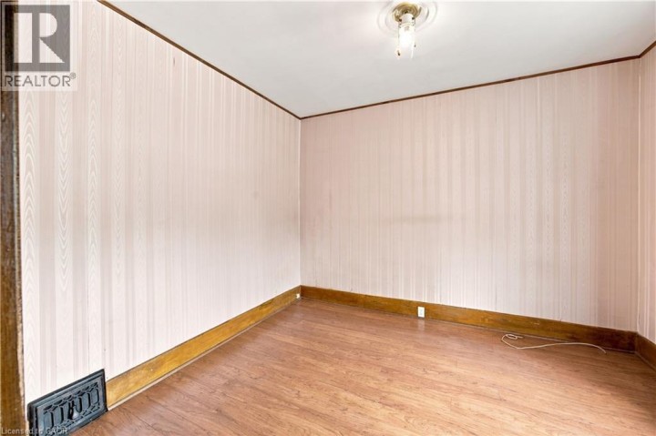Photo 12 at 26 Maitland Street, East Ward, Brantford