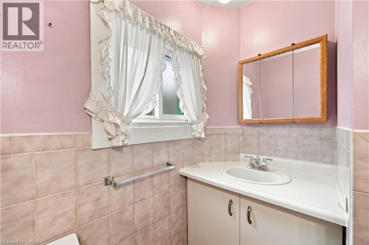 Photo 19 at 26 Maitland Street, East Ward, Brantford