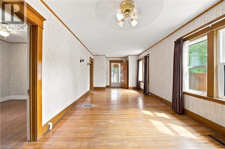 Photo 7 at 26 Maitland Street, East Ward, Brantford