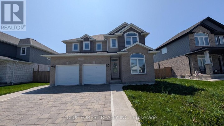 Photo 1 at 30 Thames Springs Crescent, Ingersoll (Thamesford), Ingersoll