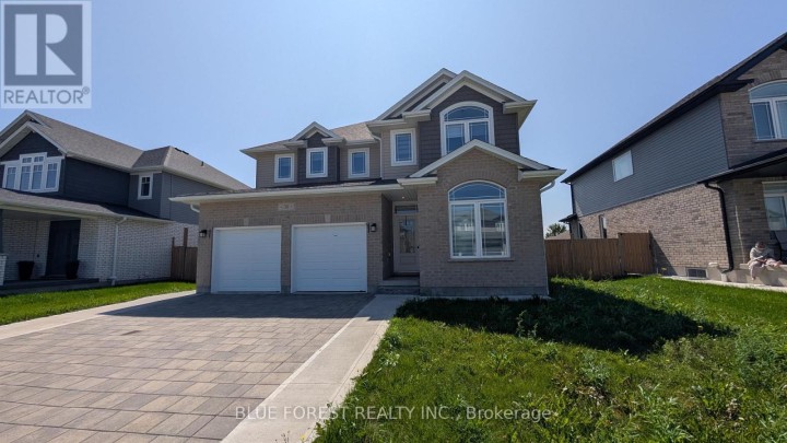 Photo 2 at 30 Thames Springs Crescent, Ingersoll (Thamesford), Ingersoll