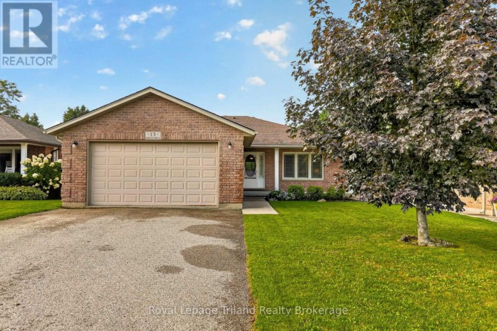 Photo 2 at 13 Shelton Drive, Ingersoll - North, Ingersoll