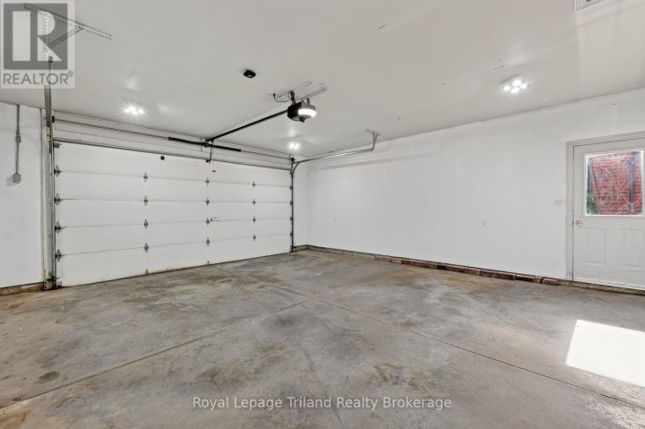 Photo 32 at 13 Shelton Drive, Ingersoll - North, Ingersoll