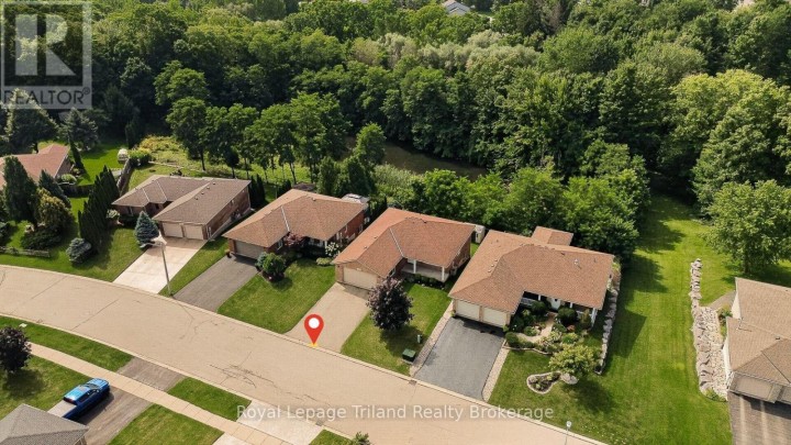 Photo 5 at 13 Shelton Drive, Ingersoll - North, Ingersoll