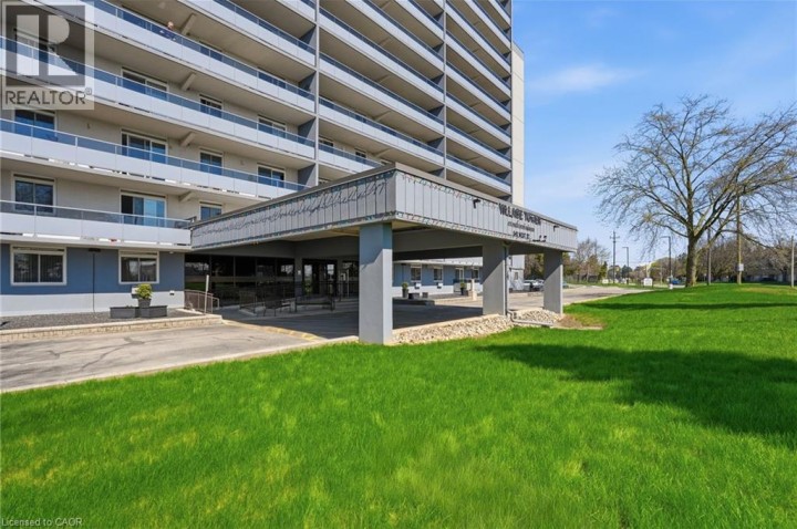Photo 1 at 506 - 640 West Street, Fairview / Greenbrier, Brantford