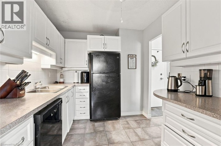 Photo 15 at 506 - 640 West Street, Fairview / Greenbrier, Brantford