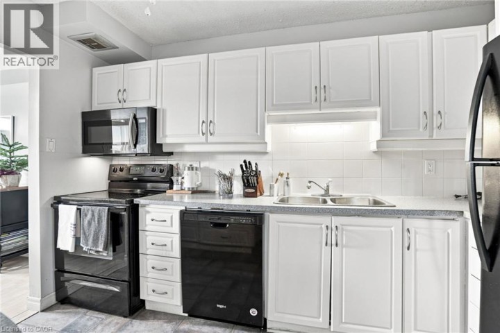 Photo 17 at 506 - 640 West Street, Fairview / Greenbrier, Brantford