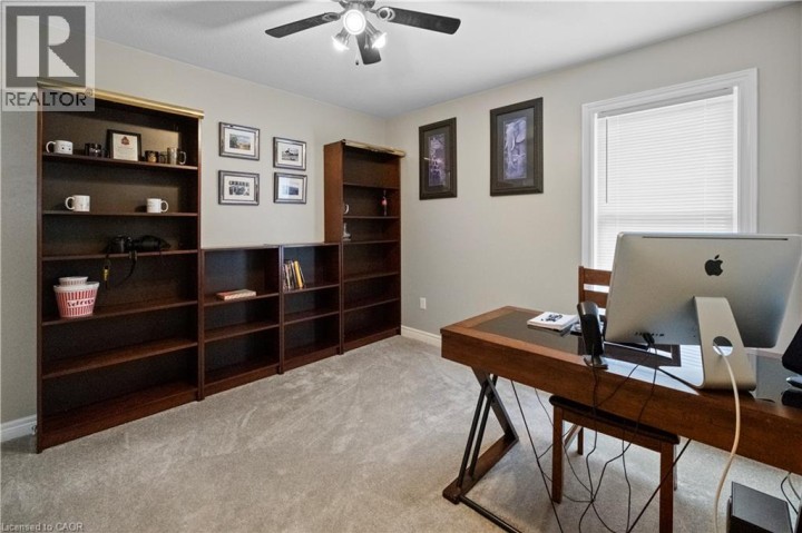 Photo 14 at 63 Donegal Drive, Donegal / Mcguiness, Brantford