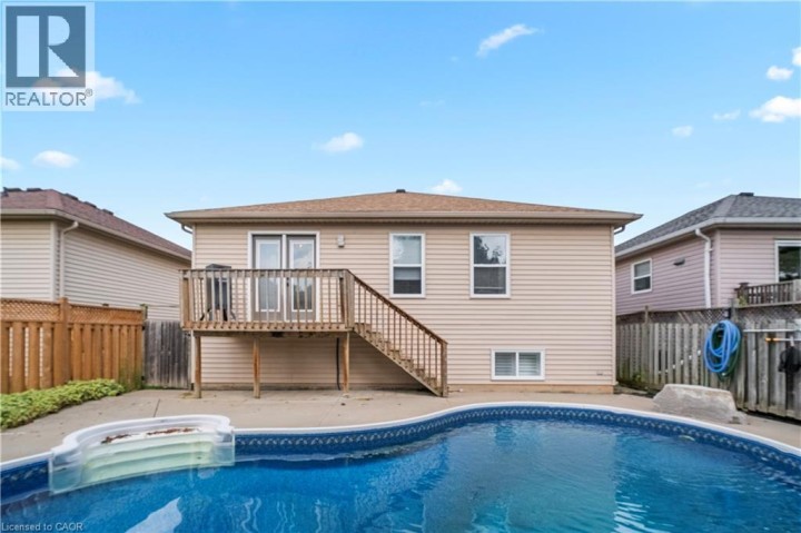 Photo 24 at 63 Donegal Drive, Donegal / Mcguiness, Brantford