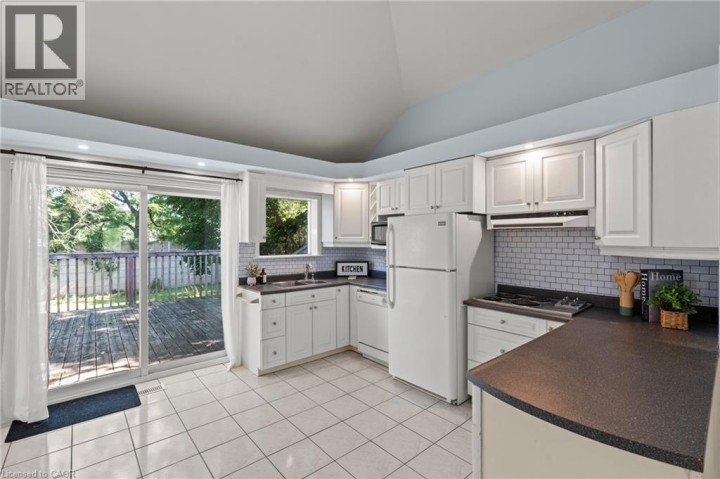 Photo 18 at 123 Morton Avenue, North Park / Wood St., Brantford