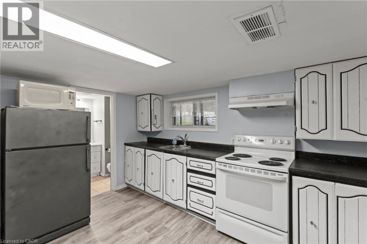 Photo 26 at 123 Morton Avenue, North Park / Wood St., Brantford
