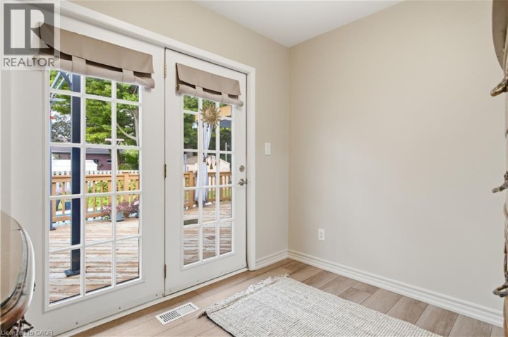 Photo 18 at 47 Kensington Avenue, Rosedale / Gable Height, Brantford