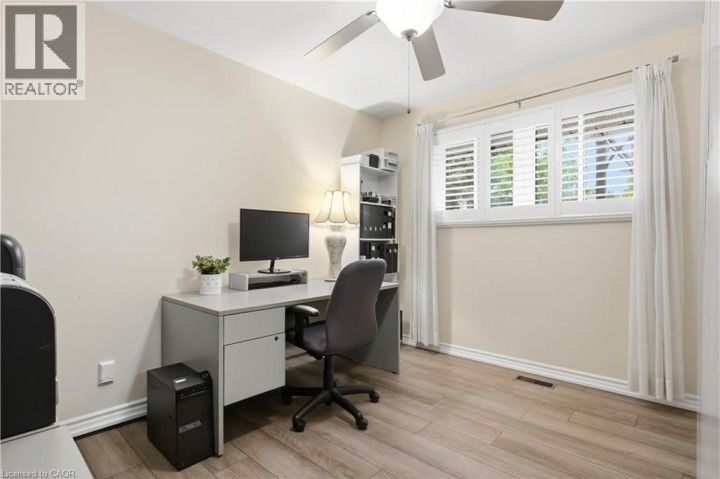 Photo 19 at 47 Kensington Avenue, Rosedale / Gable Height, Brantford