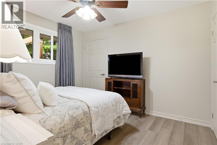 Photo 21 at 47 Kensington Avenue, Rosedale / Gable Height, Brantford