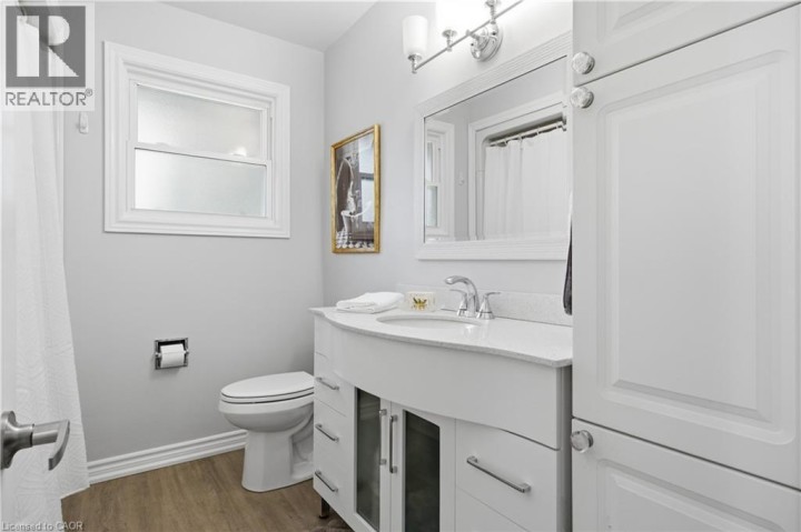 Photo 24 at 47 Kensington Avenue, Rosedale / Gable Height, Brantford