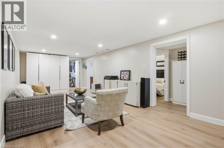 Photo 28 at 47 Kensington Avenue, Rosedale / Gable Height, Brantford