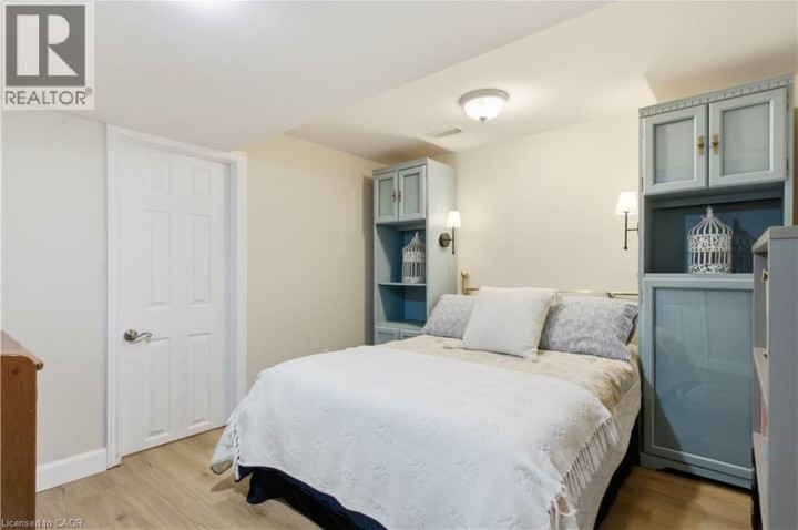 Photo 31 at 47 Kensington Avenue, Rosedale / Gable Height, Brantford