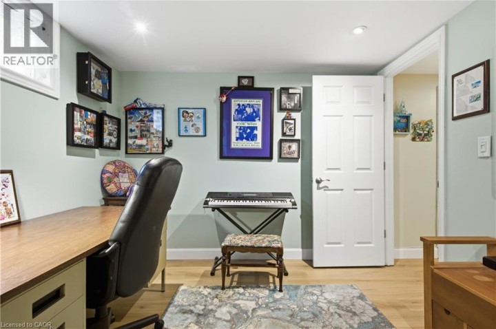 Photo 34 at 47 Kensington Avenue, Rosedale / Gable Height, Brantford