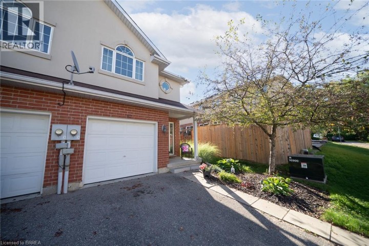 Photo 4 at 67 - 20 McConkey Crescent, Echo Place, Brantford