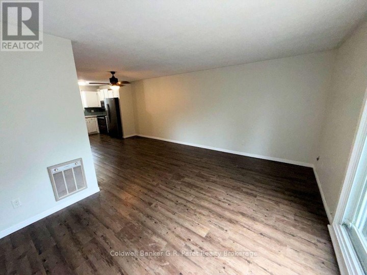 Photo 11 at 3 - 150 E Concession Street, Tillsonburg
